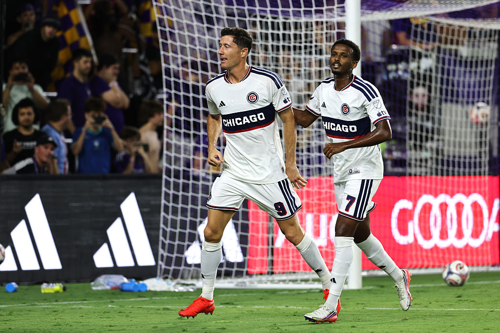 Długi mecz w Orlando i szósta z rzędu wygrana Chicago Fire. Lewandowski zadał decydujący cios