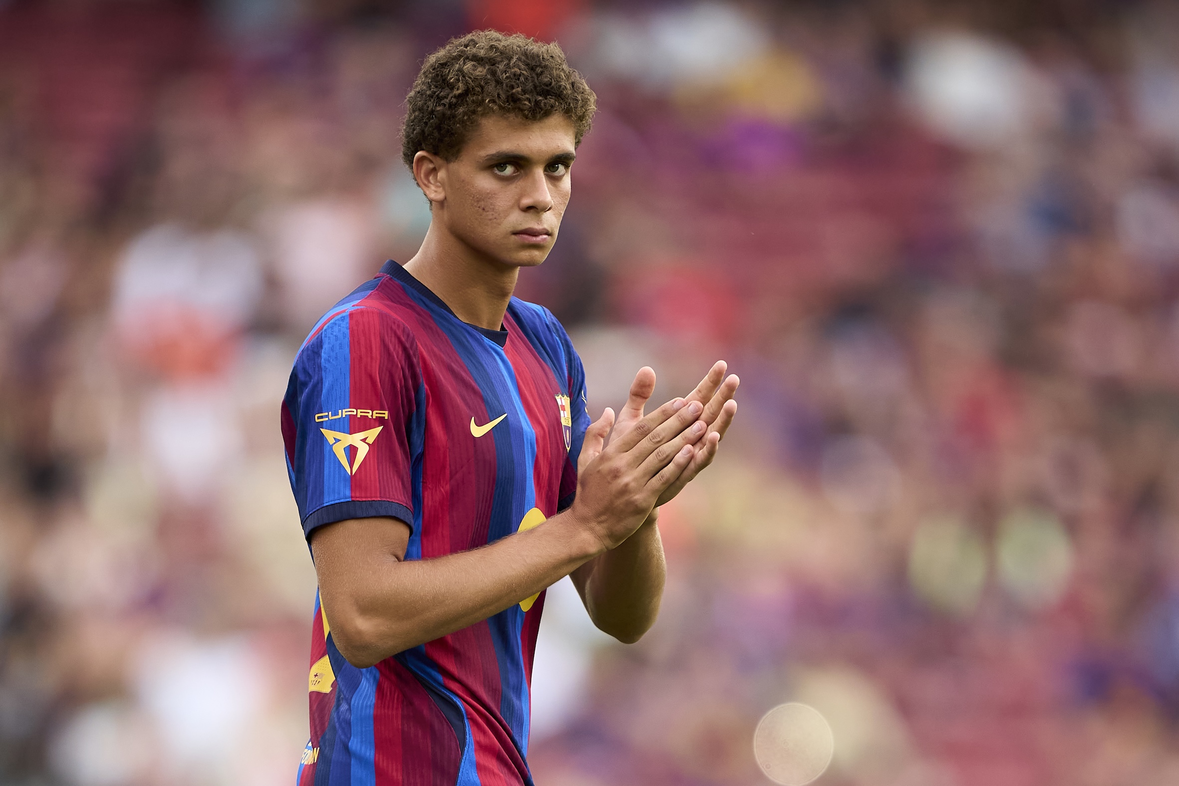 Barca zabezpiecza bohatera presezonu. Klauzula wzrośnie dziesięciokrotnie