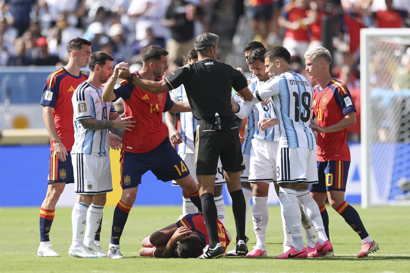 Paredes zareagował na karę od FIFA. "Dziwne"
