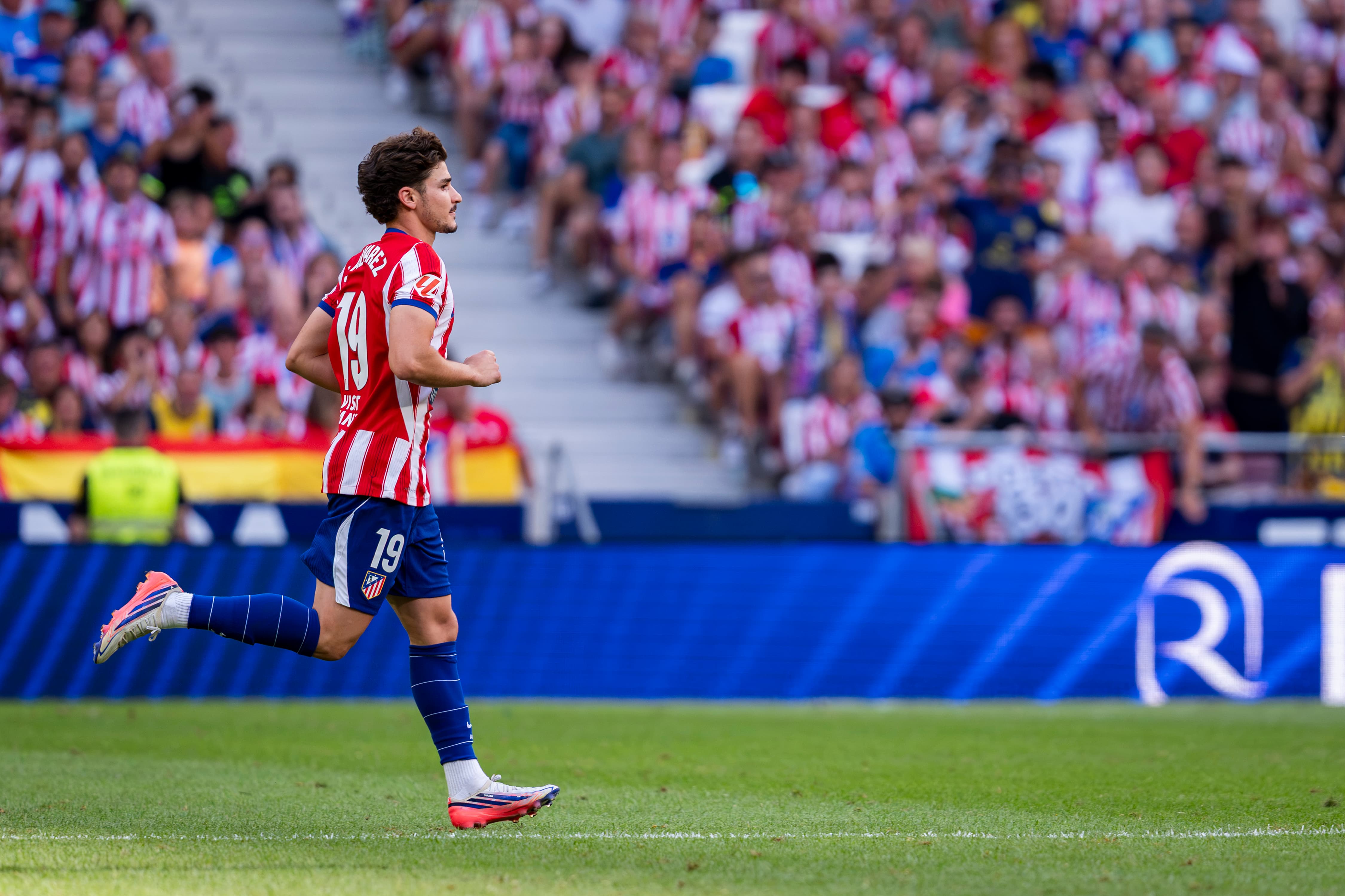 Julian Alvarez zostaje w Atletico. Koniec sagi transferowej przynajmniej do stycznia
