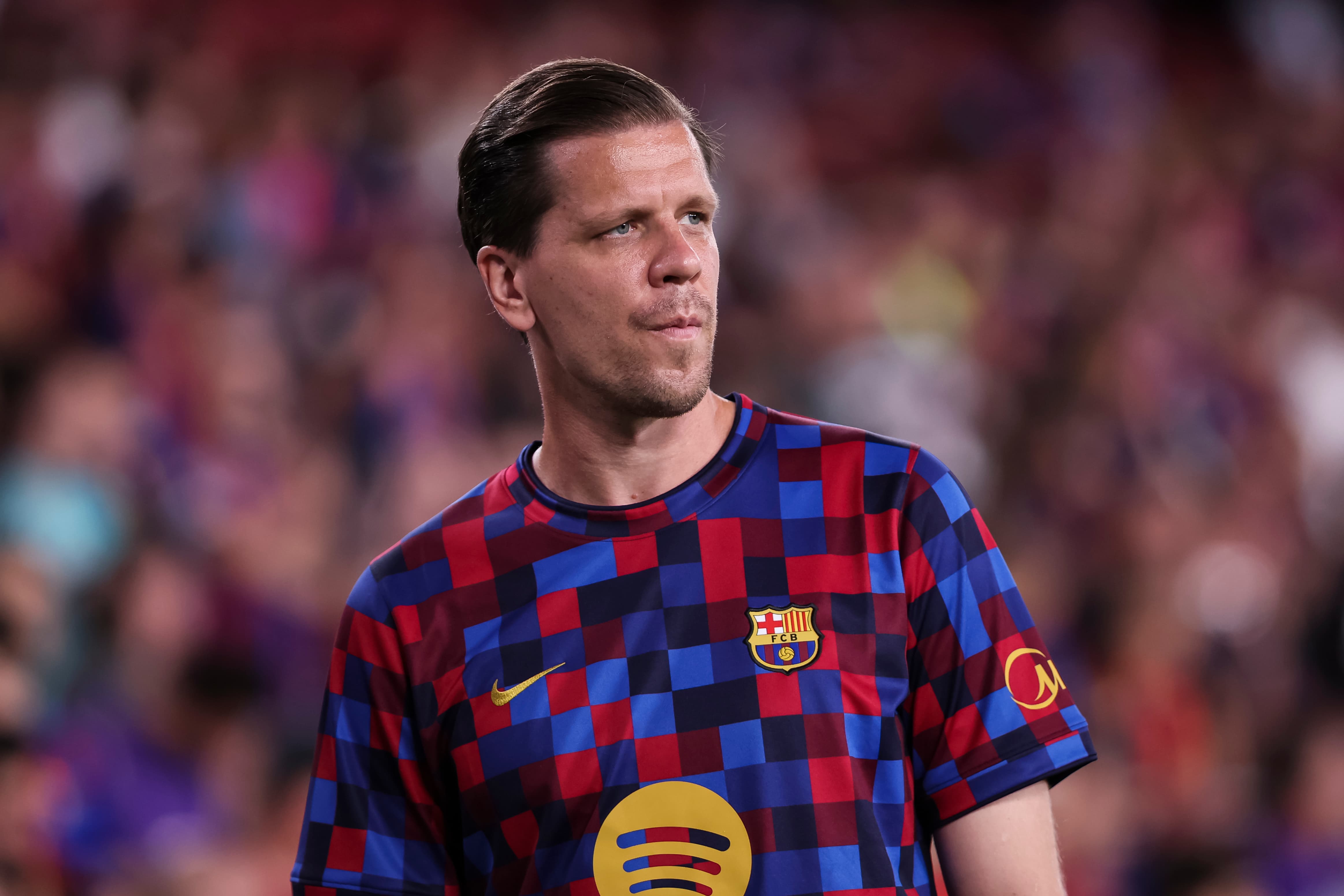 Barca zarejestrowała trzech piłkarzy w ostatni dzień okienka. Złe wieści dla Szczęsnego