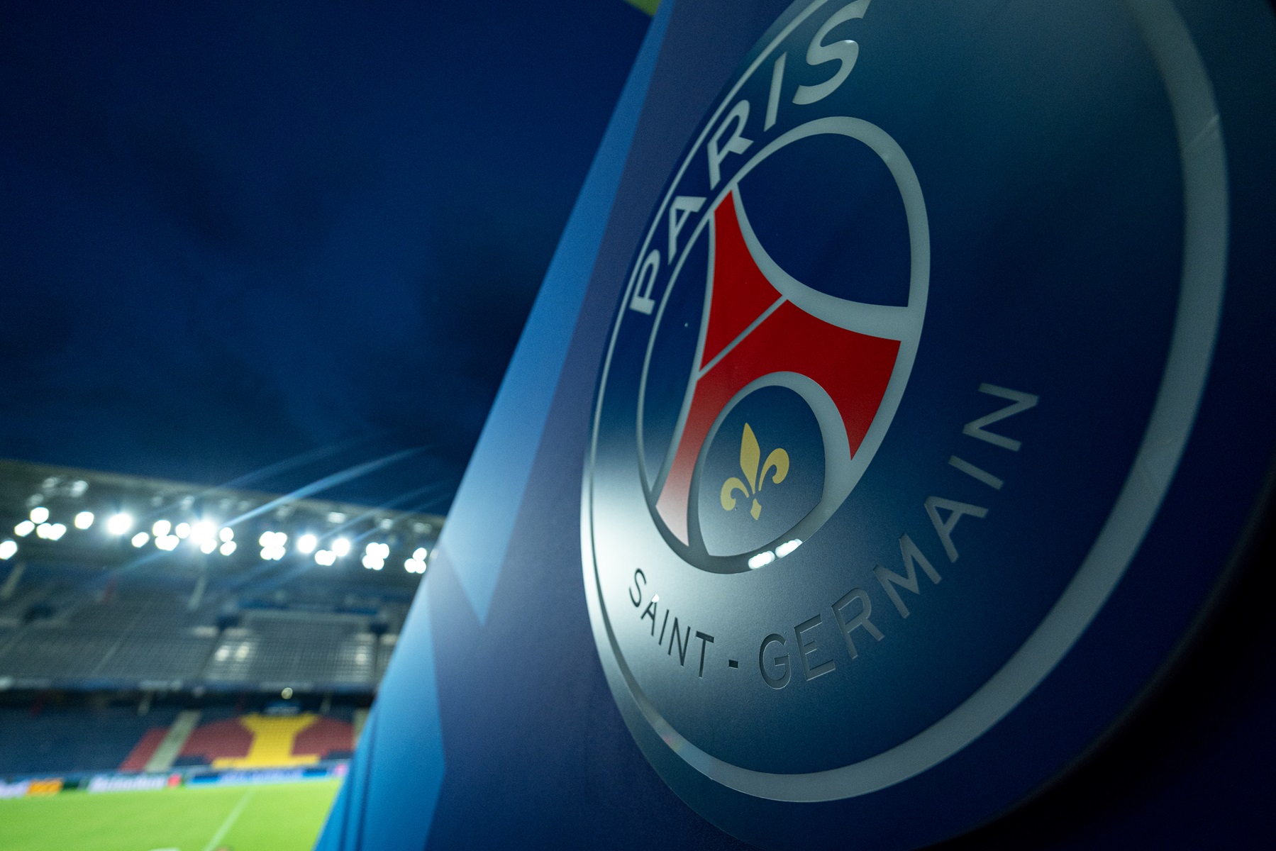 "Operacja detoks". PSG wprowadza zakaz dla piłkarzy. Jedna godzina dziennie
