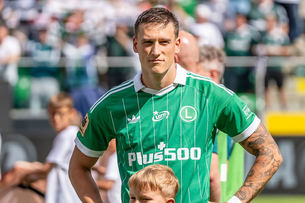 Legia pozbyła się Rajovicia. Tylko spójrz, co zrobili jej kibice. Lawina szydery