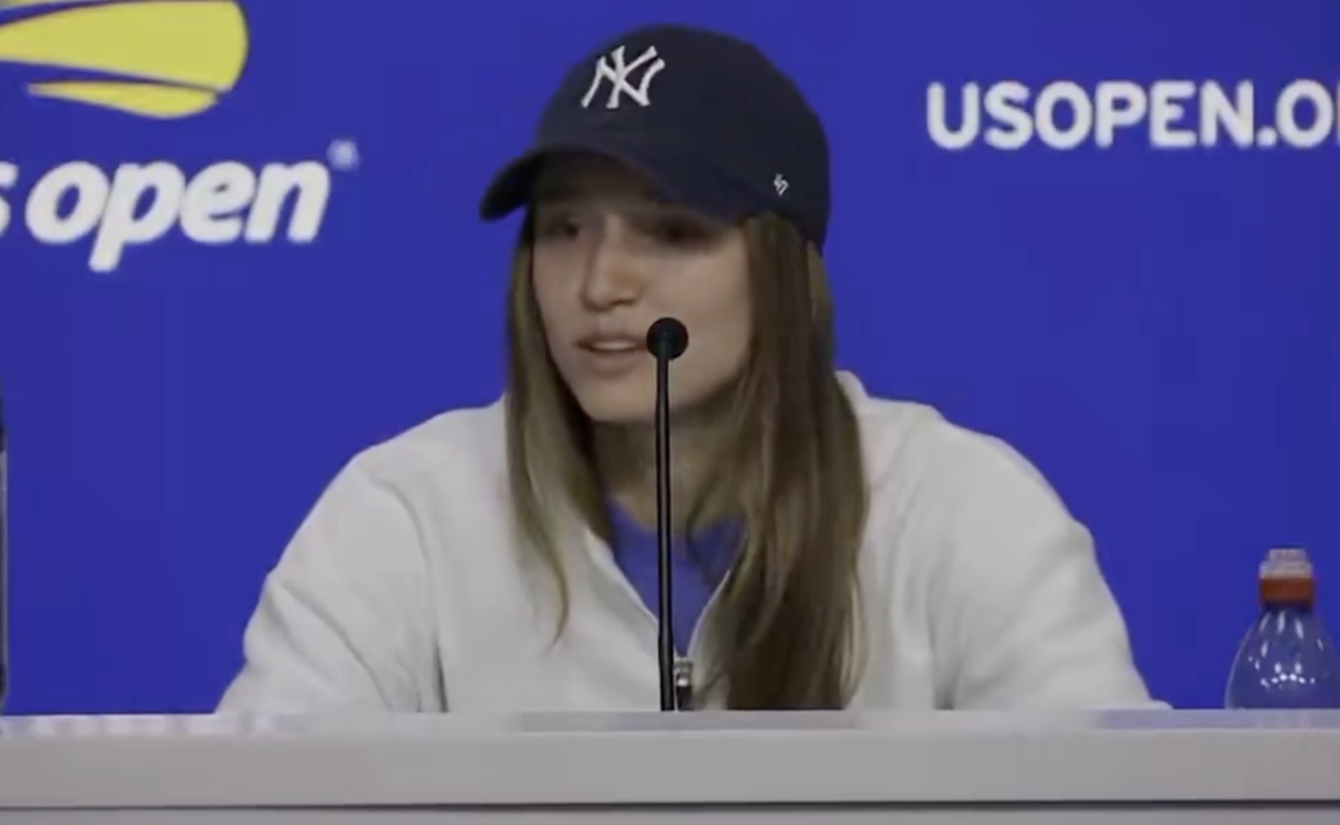 Sabalenka strącona ze szczytu? Rybakina tak mówi o historycznej szansie