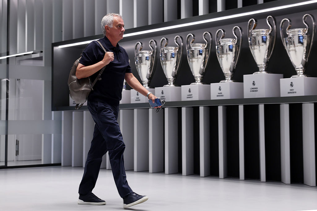 Mourinho lubi cierpieć. Tak grającego Realu kibice nie pokochają [OPINIA]