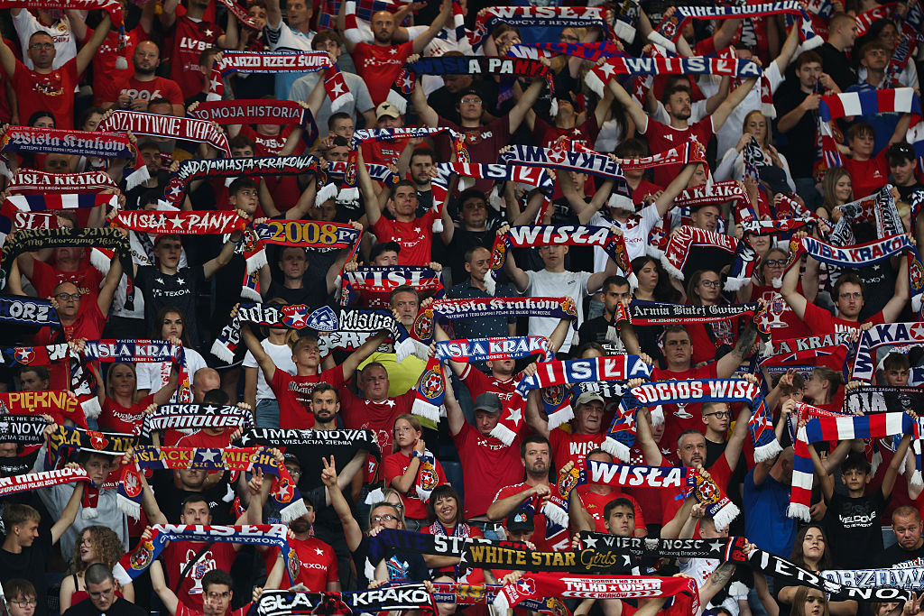 Szedł na mecz Wisły Kraków. Został pocięty ostrym narzędziem