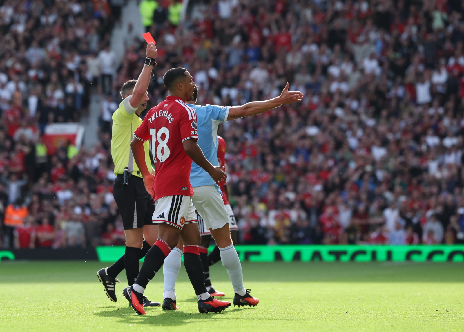 Derby dla osłabionego Manchesteru City
