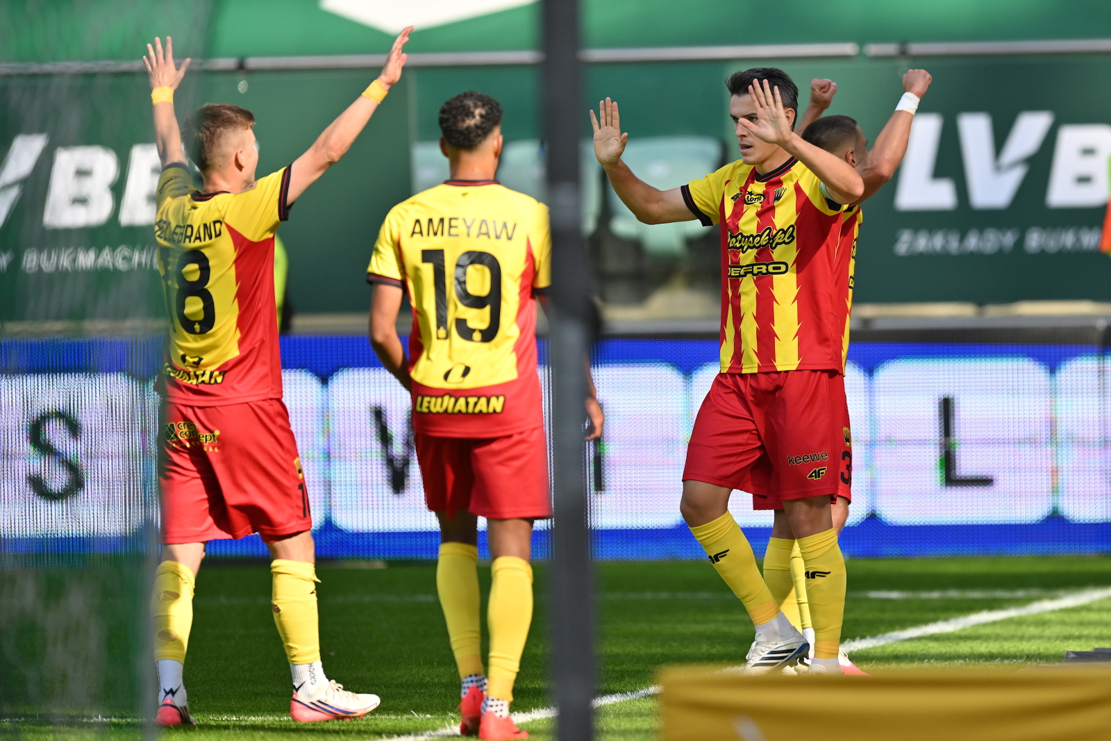 Korona Kielce - Raków Częstochowa: typy, kursy, składy