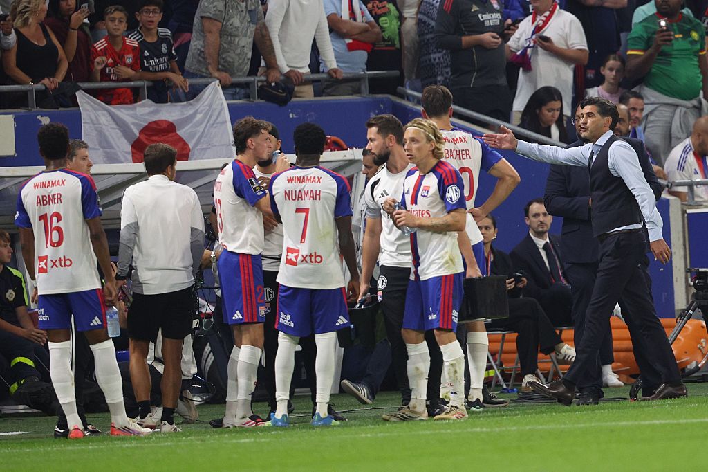 Skandal w Ligue 1. Sędzia nagle przerwał mecz. Oto powód