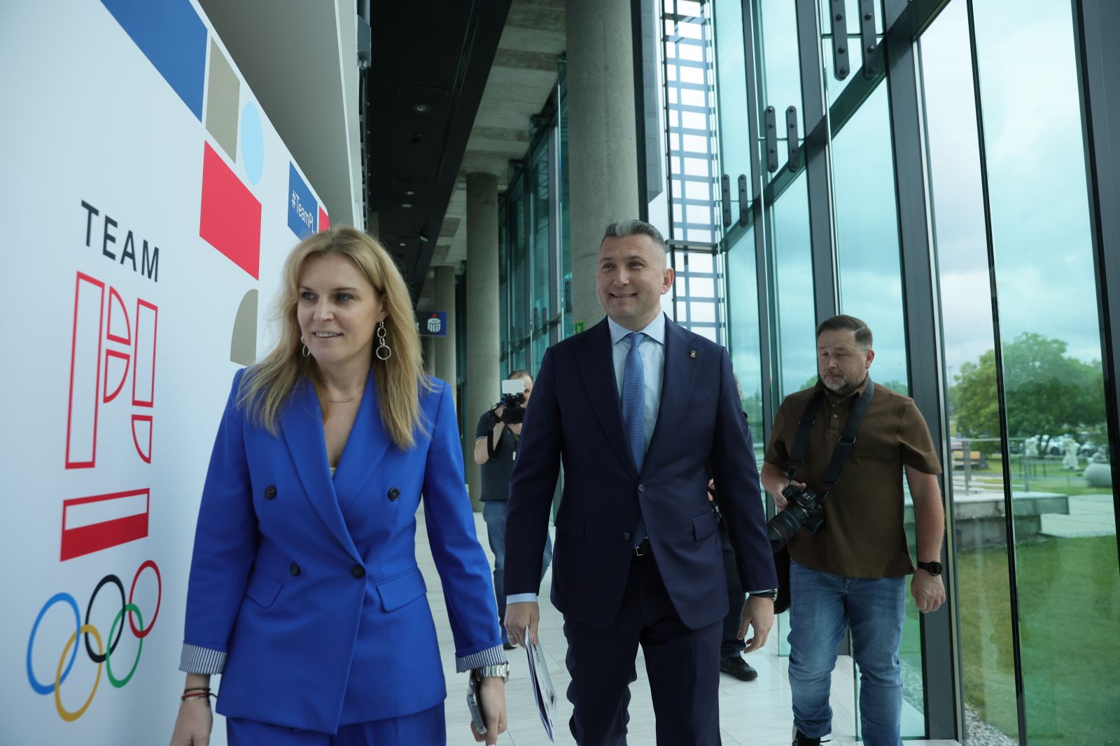 Podwójne standardy rzeczniczki. We własnym interesie wygodnie jest usunąć etykę