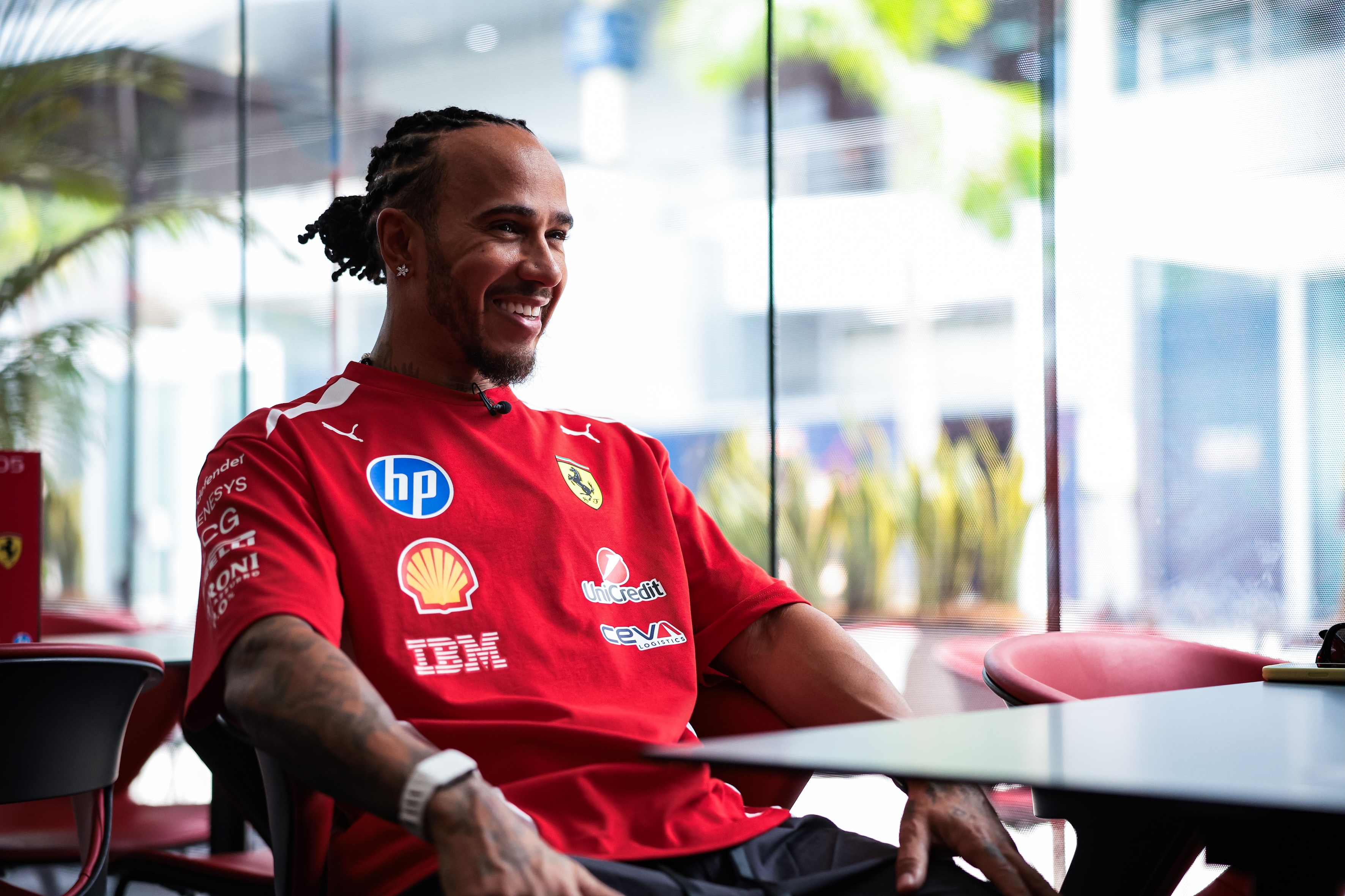Negatywna atmosfera wokół Ferrari. Ważne słowa Hamiltona