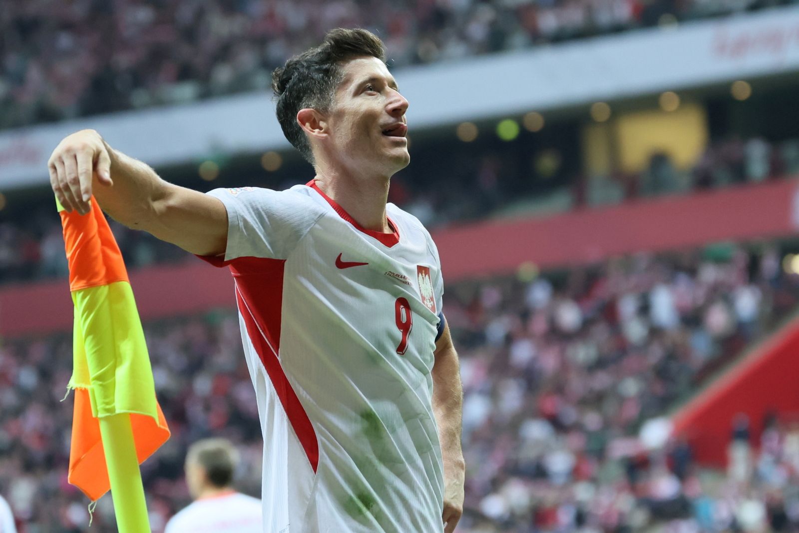 Po golu wykonał taką cieszynkę. Lewandowski naśladował legendę?