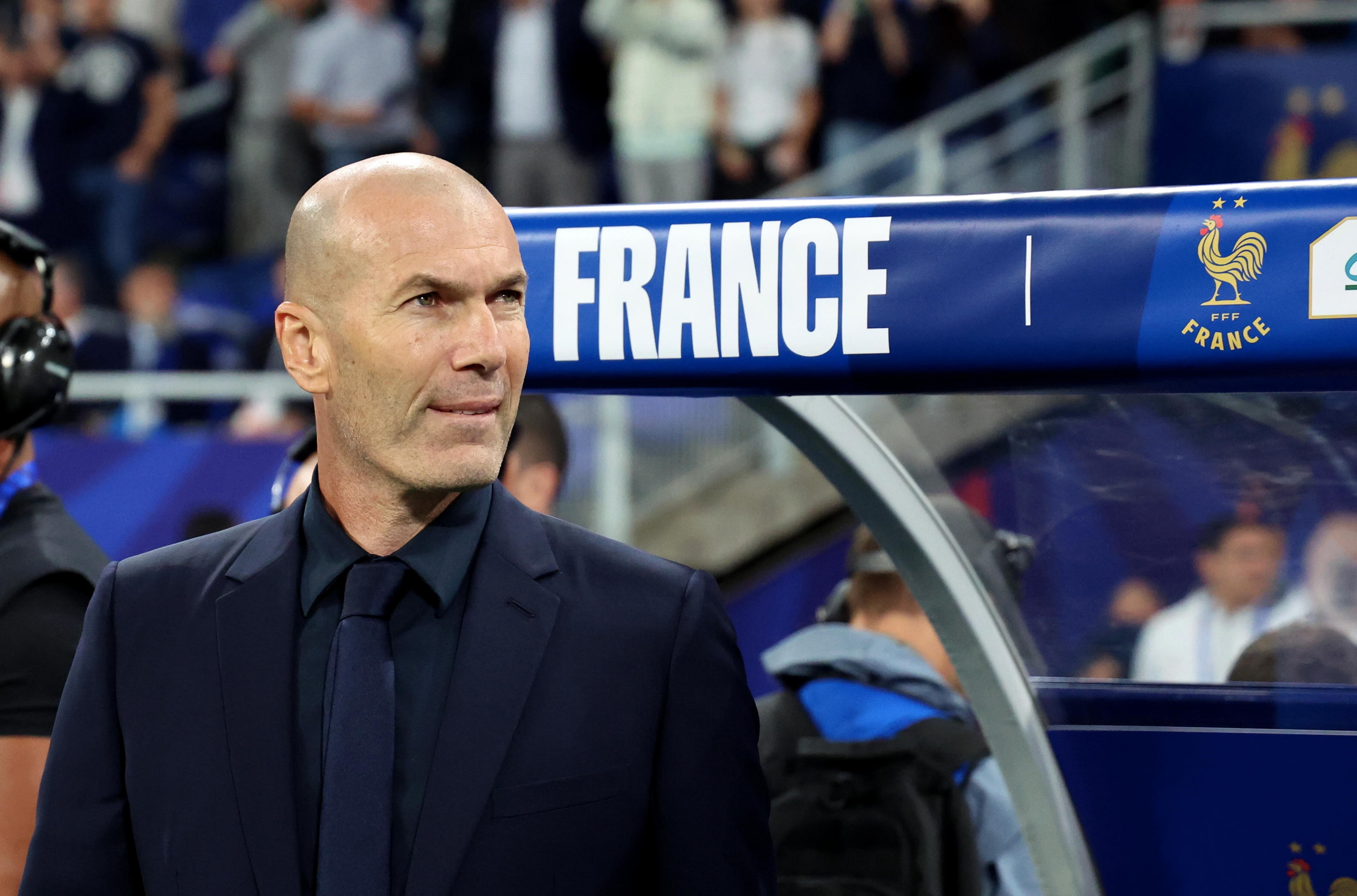 "Witaj w domu". Wyjątkowy powrót Zidane'a na Stade de France