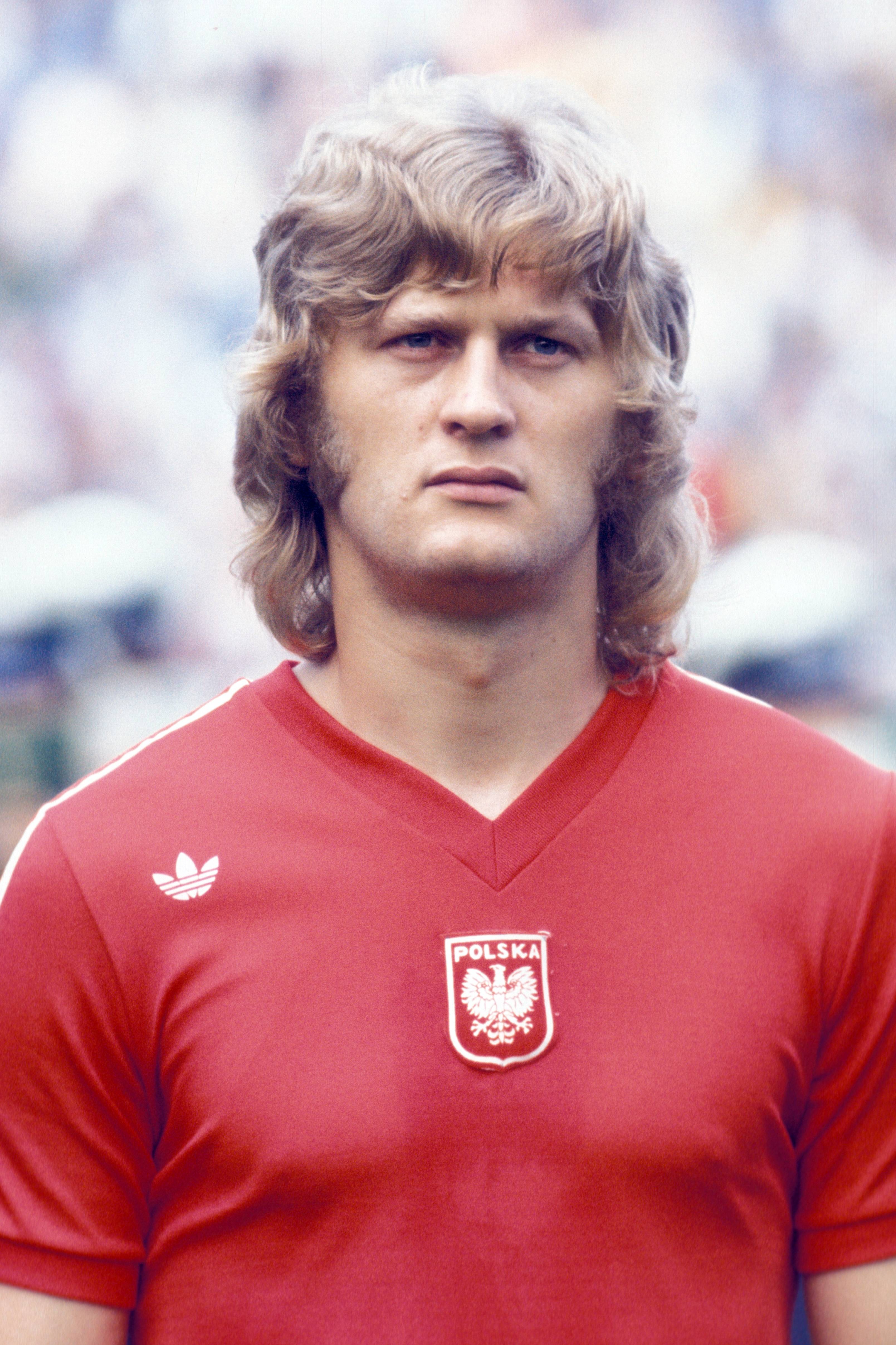 Wspomnienie żelaznej defensywy Biało-Czerwonych - rozpoznaj legendarnych obrońców!