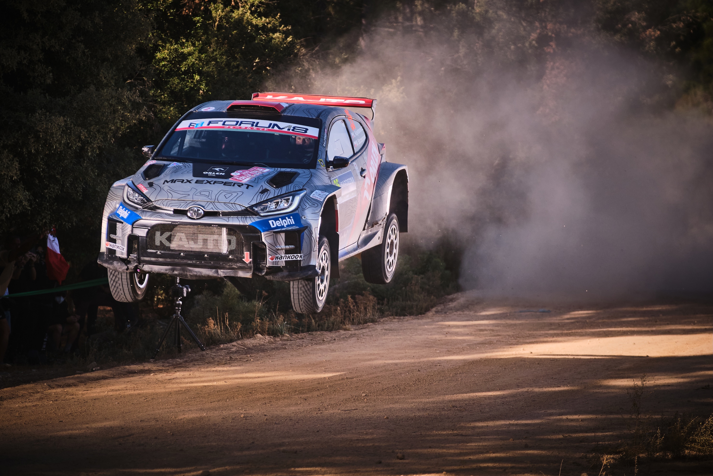 Udany dzień Kajetanowicza na Sardynii. Finał sezonu WRC coraz bliżej