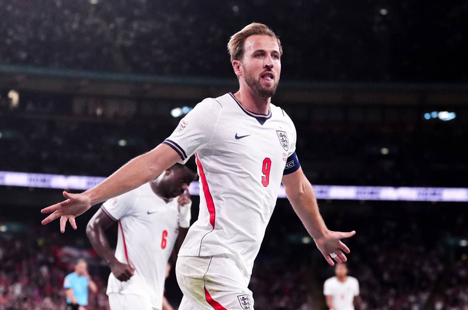 Kane wyrównał 36-letni rekord reprezentacji Anglii. W listopadzie może go pobić