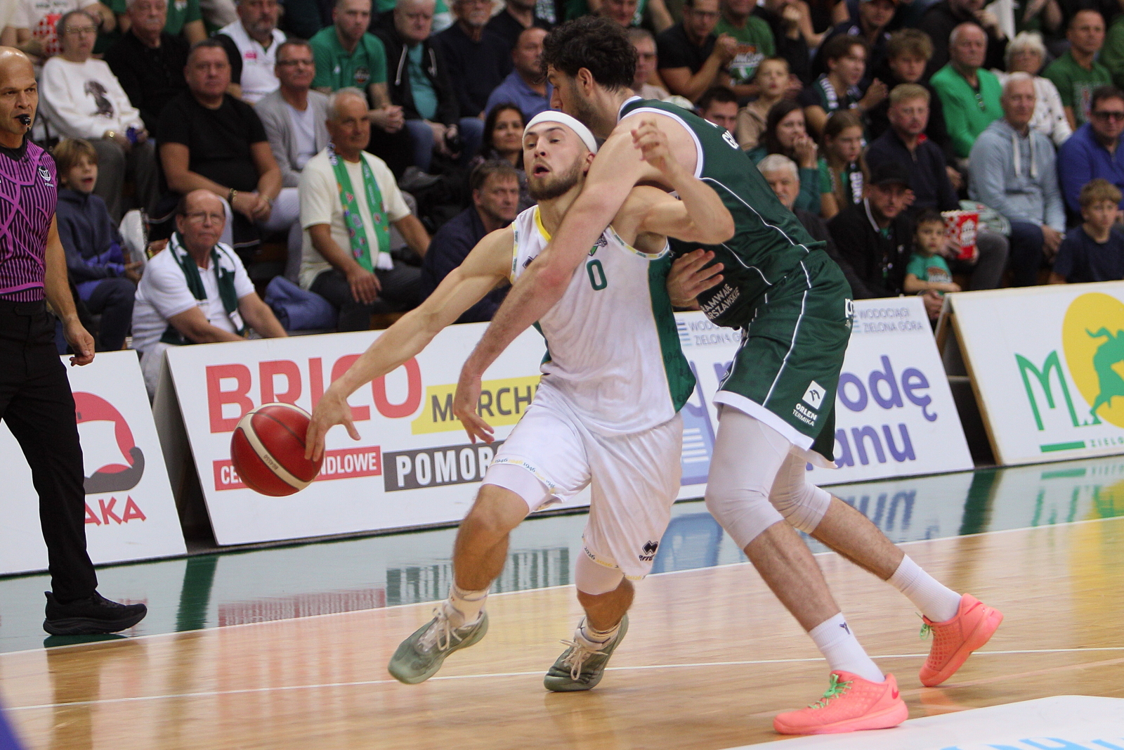 Szok! Legia Warszawa rozniesiona w hicie