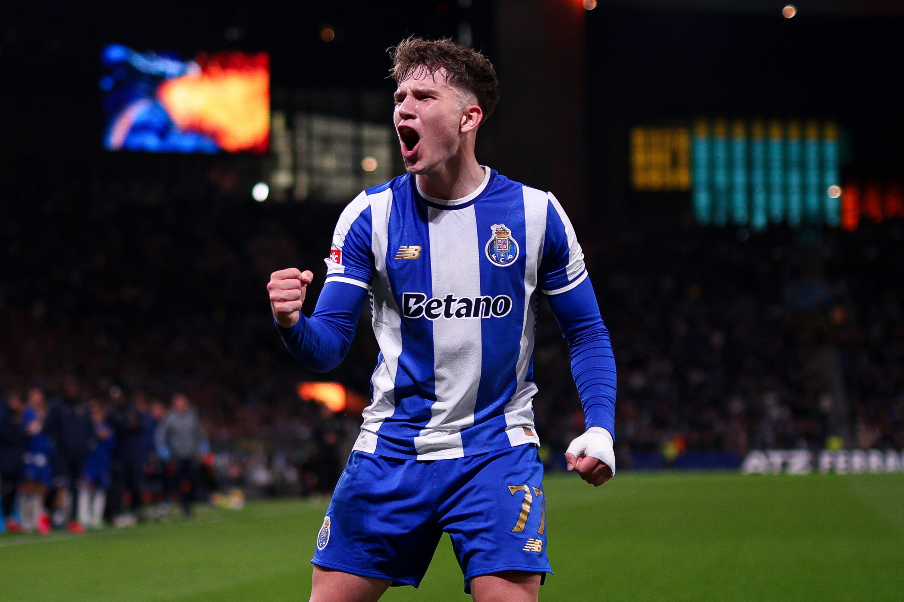Magiczne wejście Pietuszewskiego. Polak uratował FC Porto!