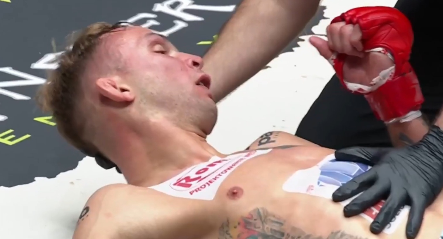 Brutalny nokaut! Przerażające sceny w klatce KSW