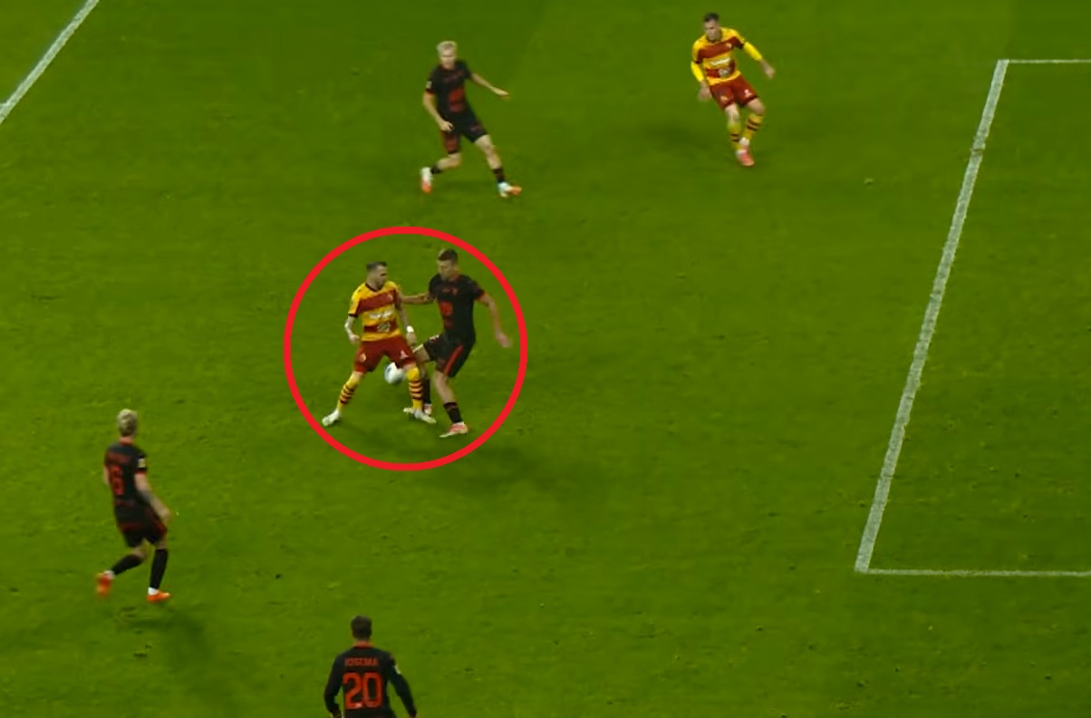 Jagiellonia skrzywdzona? Na sędziego spadły gromy