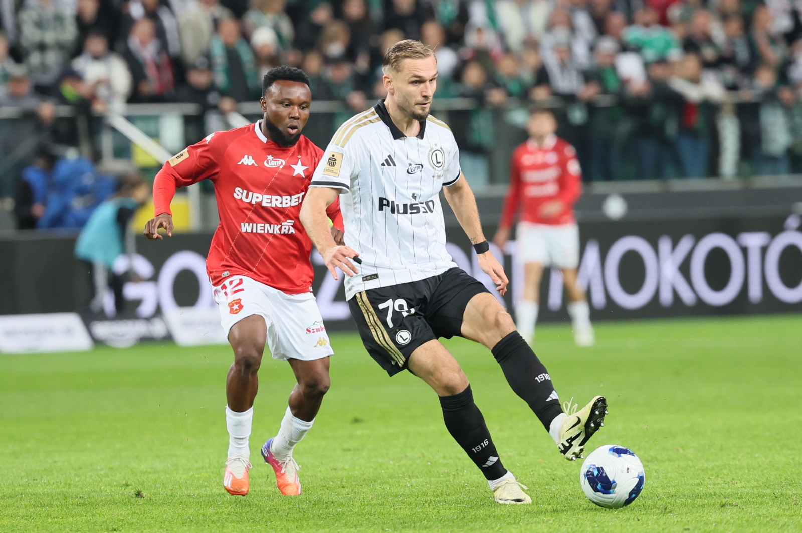 Legia Warszawa lepsza od Wisły Kraków