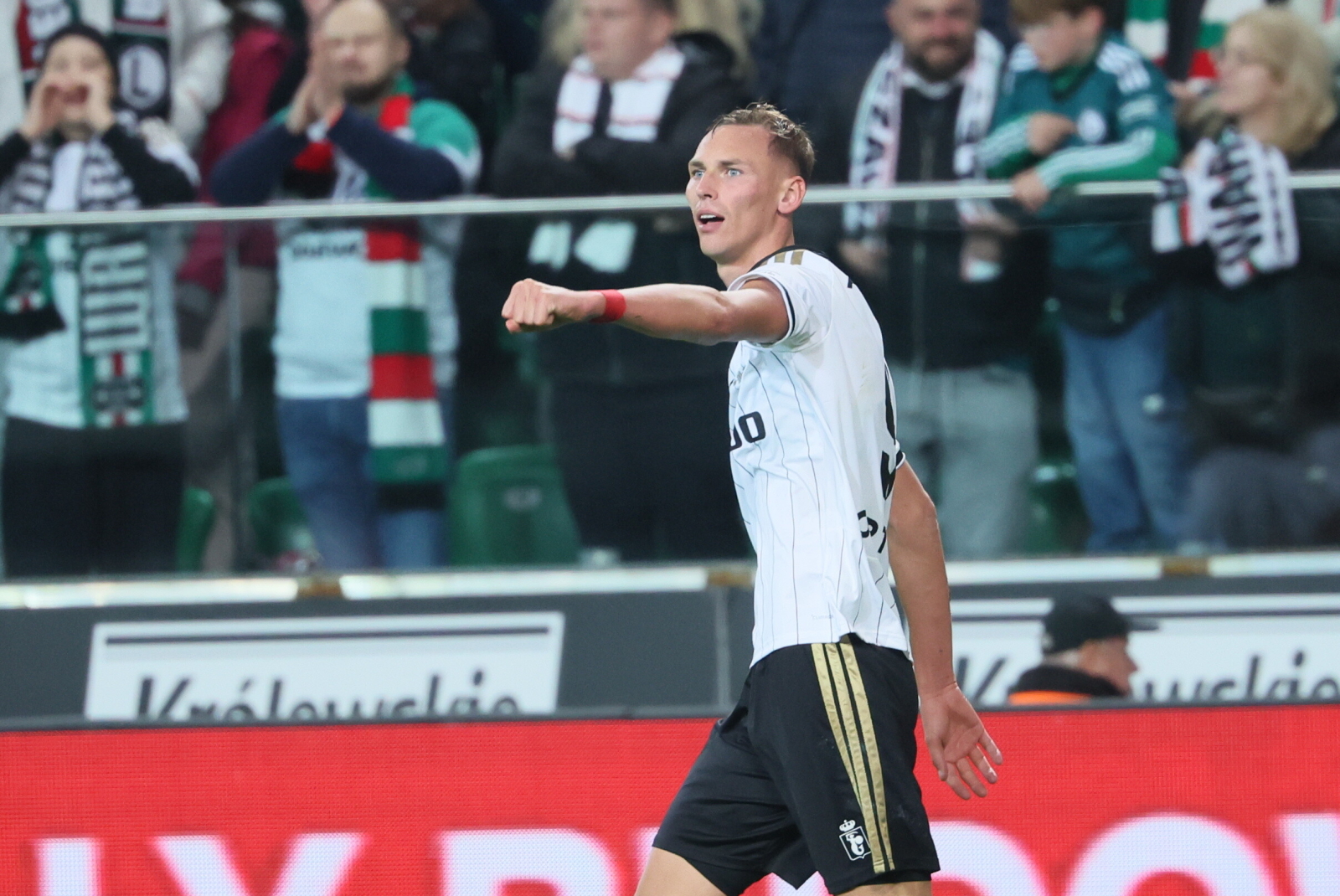 Legia śrubuje rekord meczów bez porażki. Adamski podchodzi do tego na chłodno
