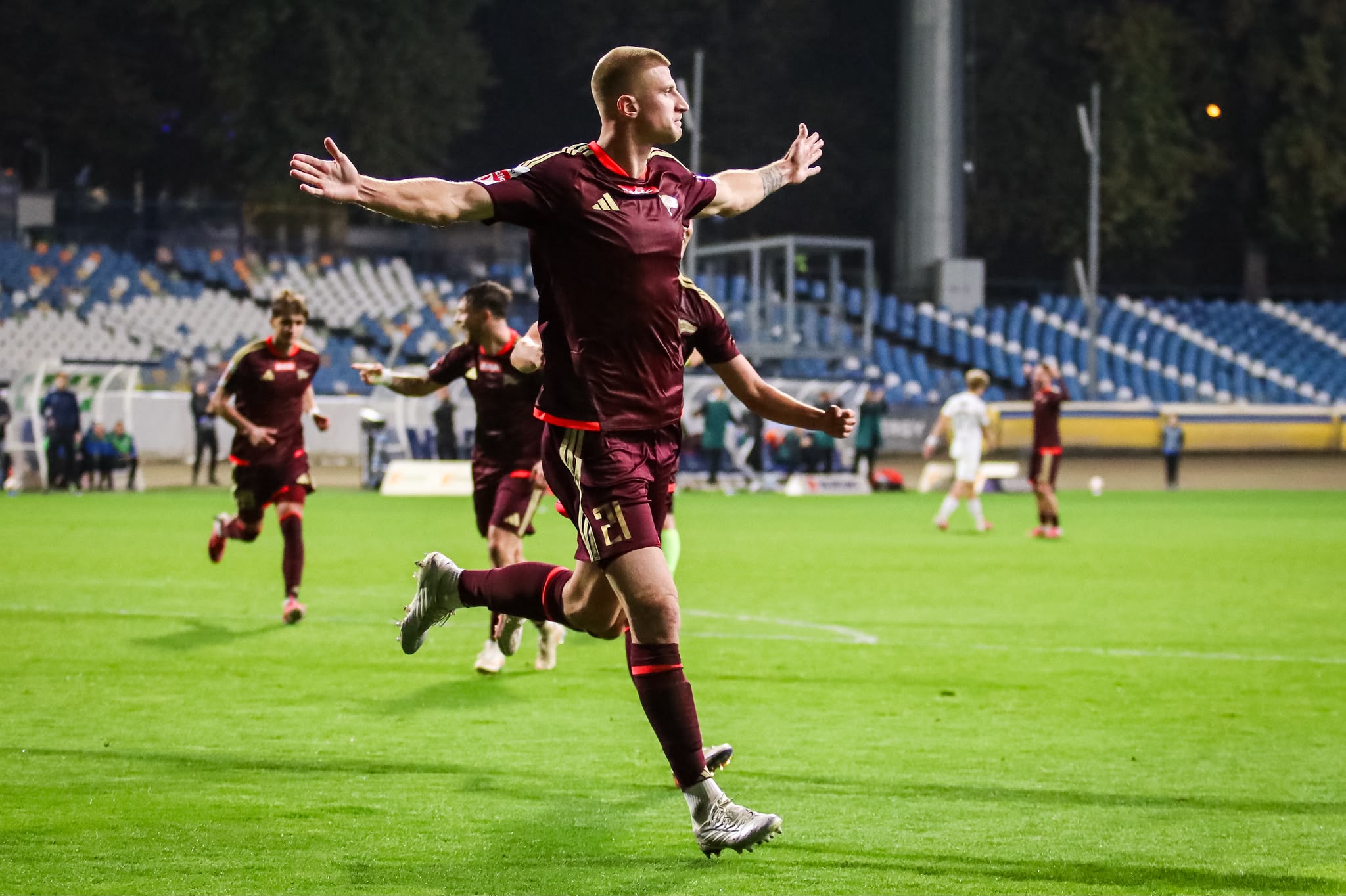Lechia Gdańsk nie zwalnia. najważniejsze 5 minut w Rzeszowie